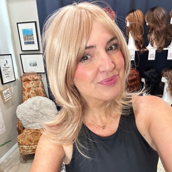 Other - 303 light Blonde Layered synthetic Wig 10-12”